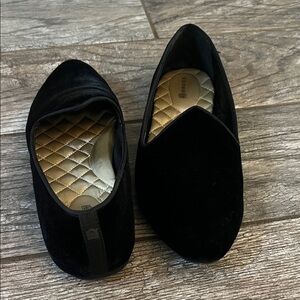 NWOT Birdies Black Velvet Loafers